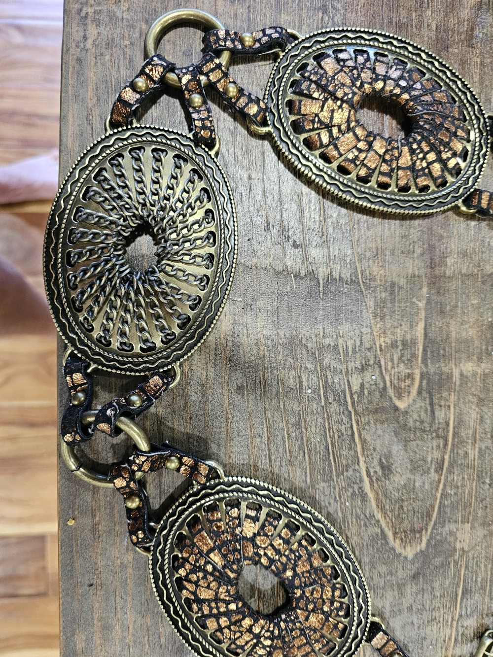 Chico's Vintage Gold-Tone Filigree Belt with Brown Mosaic Inlay - Picture 4 of 8